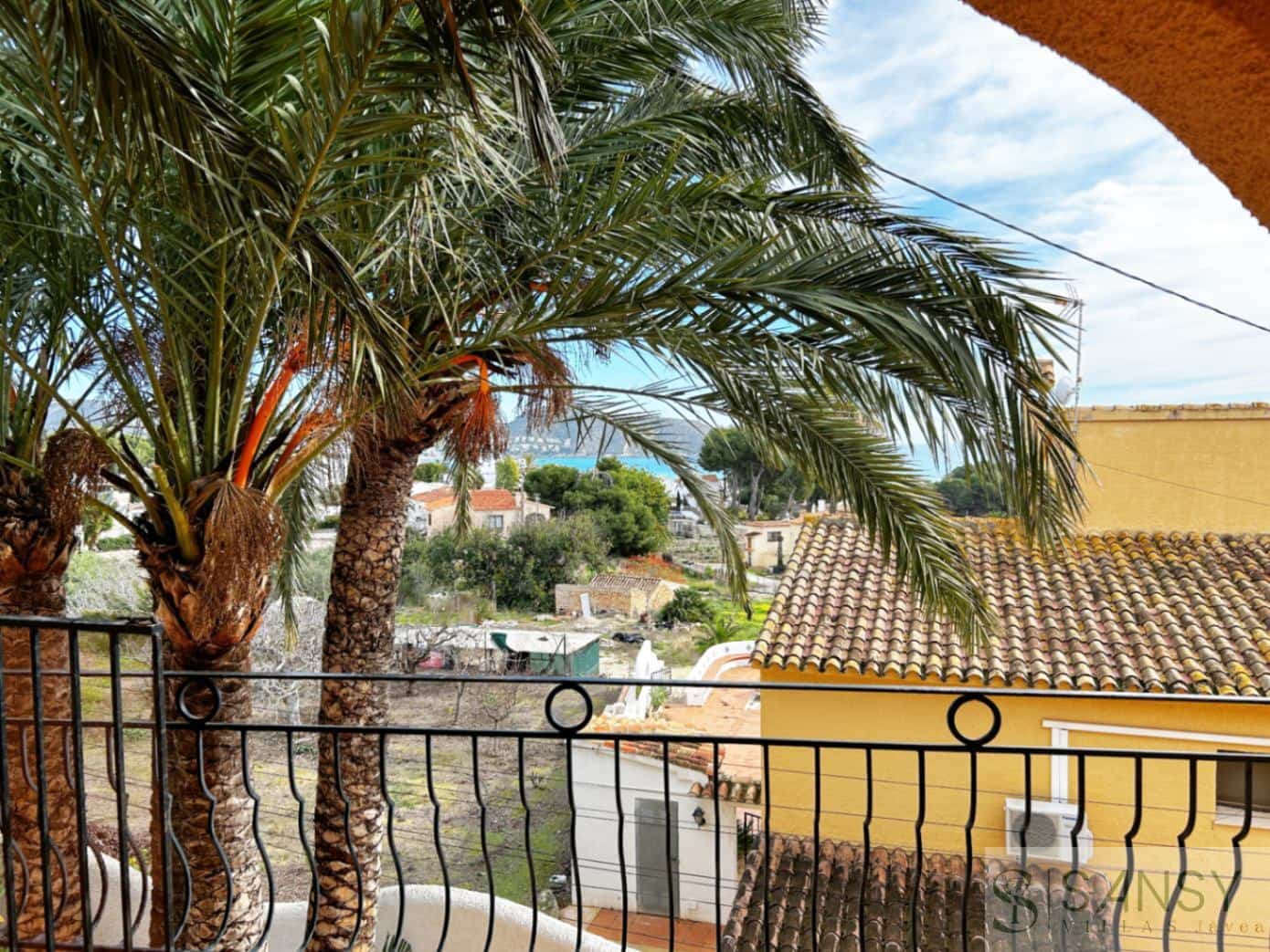 3 soverom Villa til salgs i Moraira med svømmebasseng garasje - € 745 000 (Ref: 10046599)
