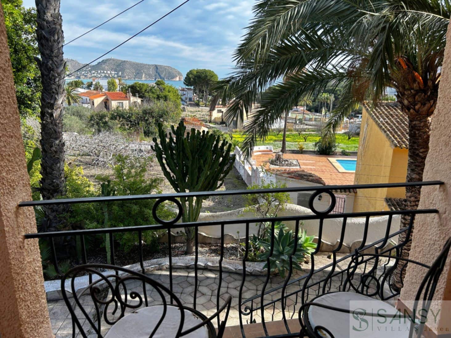 3 soverom Villa til salgs i Moraira med svømmebasseng garasje - € 745 000 (Ref: 10046599)