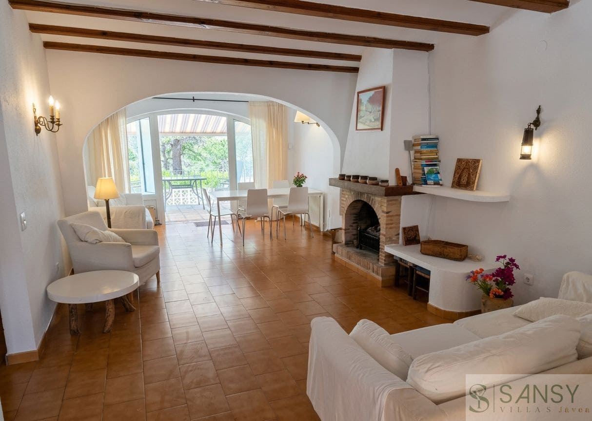 2 sovrum Semi-fristående Villa till salu i Moraira med pool garage - 346 000 € (Ref: 10046601)