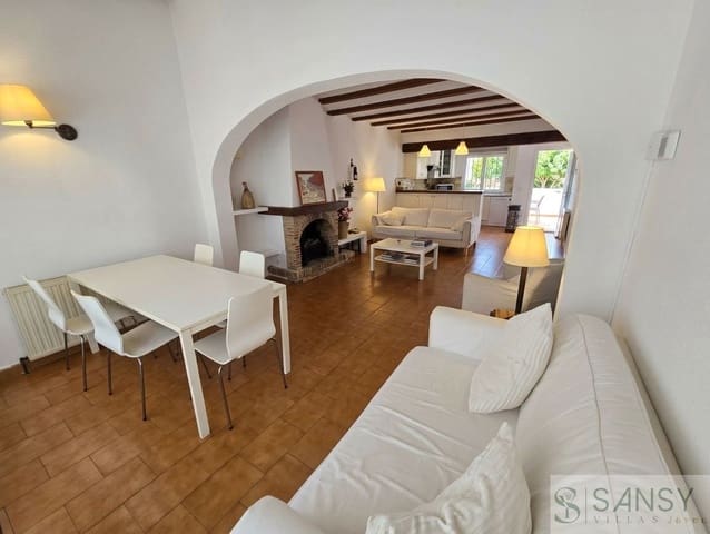 2 sovrum Semi-fristående Villa till salu i El Portet - Pla de Mar, Teulada-Moraira med pool garage - 346 000 € (Ref: 10046601)