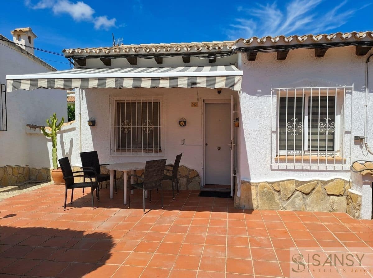 2 sovrum Semi-fristående Villa till salu i Moraira med pool garage - 346 000 € (Ref: 10046601)