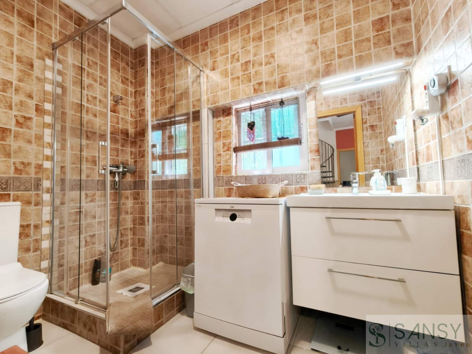 4 bedroom Townhouse for sale in Oliva - € 290,000 (Ref: 10046602)