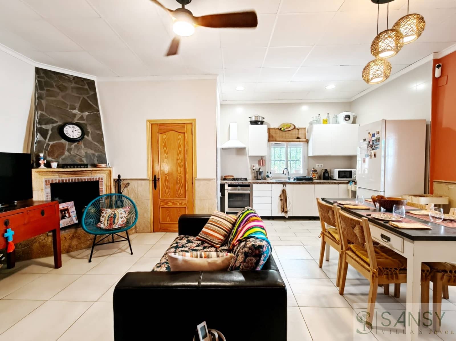 4 bedroom Townhouse for sale in Oliva - € 290,000 (Ref: 10046602)