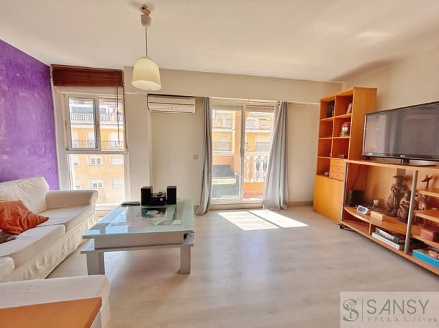 Piso de 3 habitaciones en Centro Urbano, Dénia en venta - 276.000 € (Ref: 10048558)