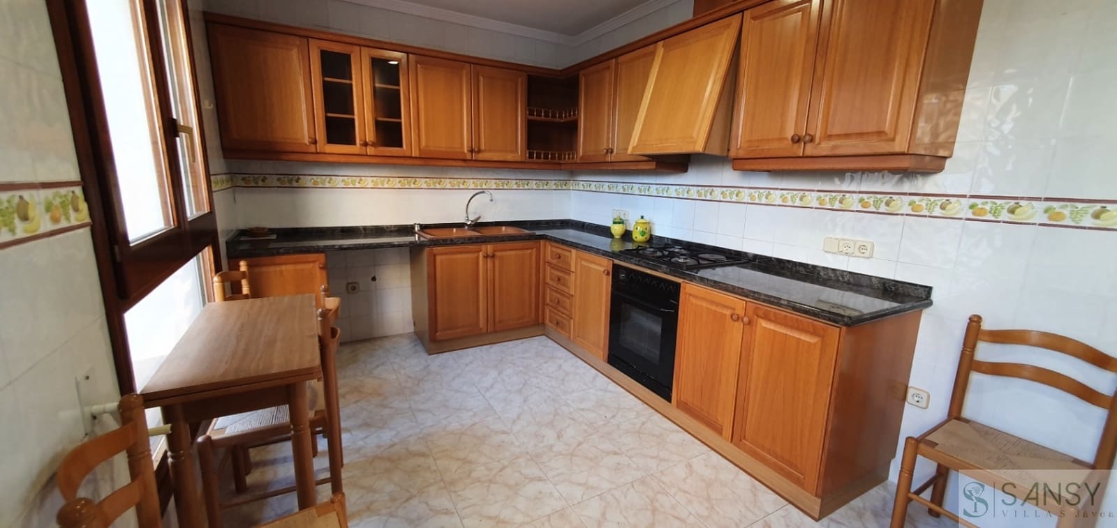 4 Zimmer Villa zu verkaufen in Oliva mit Pool Garage - 620.000 € (Ref: 10048562)