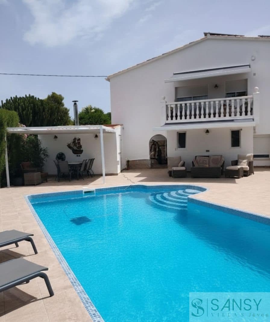 5 chambre Villa/Maison à vendre à Javea / Xabia avec piscine garage - 950 000 € (Ref: 10048569)