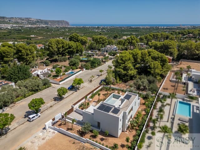 4 Zimmer Villa zu verkaufen in Puerto, Javea / Xàbia mit Pool Garage - 1.690.000 € (Ref: 10048571)