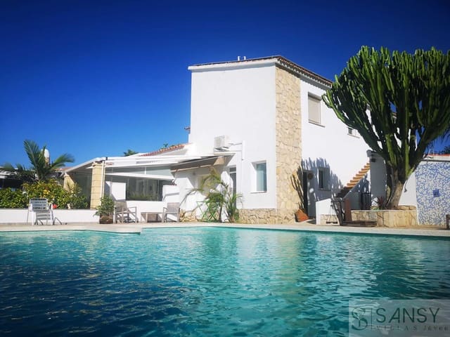 9 sovrum Villa till salu i El Montgó, Dénia med pool - 1 295 000 € (Ref: 10048572)