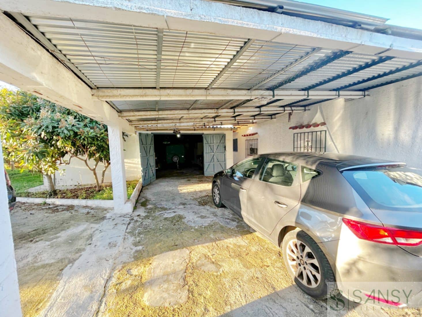 5 bedroom Villa for sale in Pedreguer with pool - € 345,000 (Ref: 10048577)