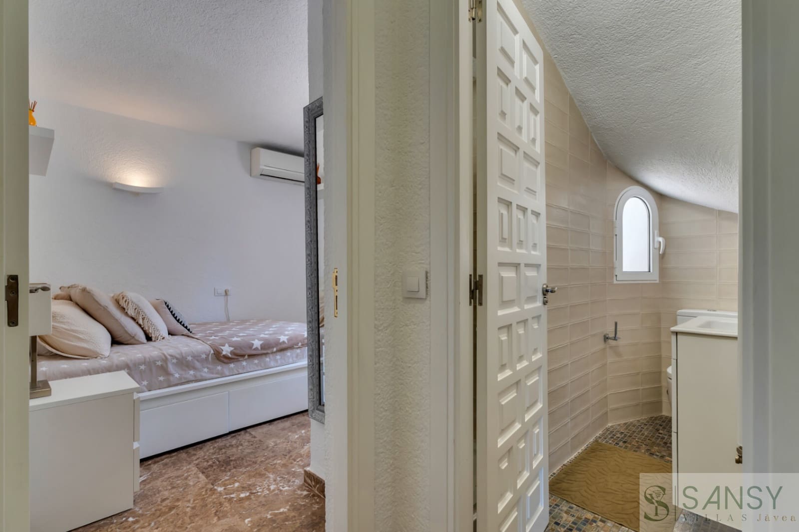4 Zimmer Villa zu verkaufen in Javea / Xabia mit Pool Garage - 1.595.000 € (Ref: 10048579)