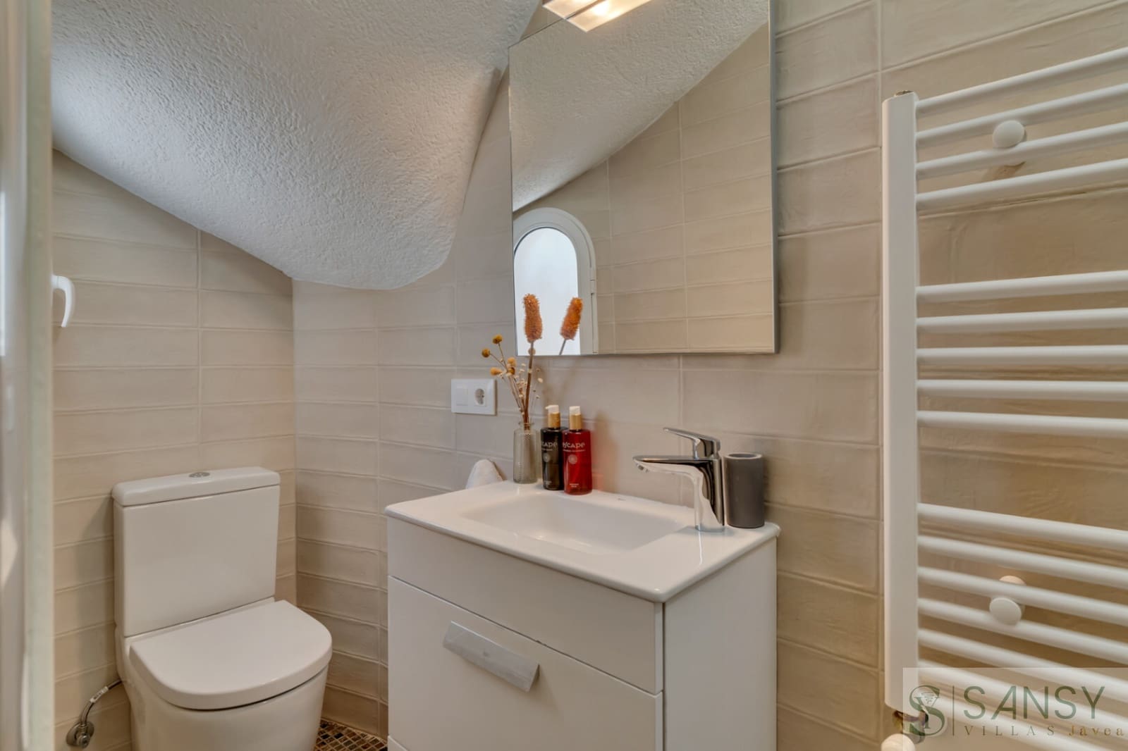 4 Zimmer Villa zu verkaufen in Javea / Xabia mit Pool Garage - 1.595.000 € (Ref: 10048579)