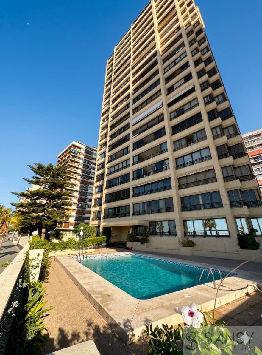 2 Zimmer Apartment zu verkaufen in Benidorm mit Pool - 520.000 € (Ref: 10048580)