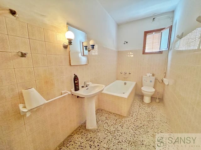 7 chambre Maison de Ville à vendre à Benissa avec piscine garage - 320 000 € (Ref: 10048587)