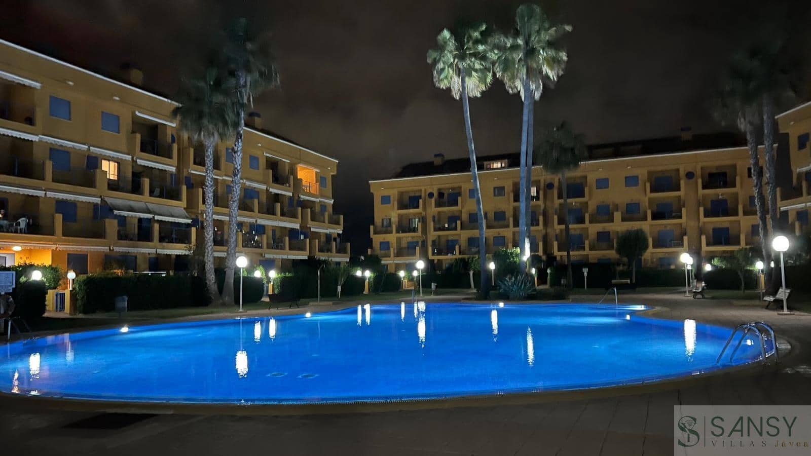 4 sovrum Takvåning till salu i Denia med pool garage - 580 000 € (Ref: 10057752)