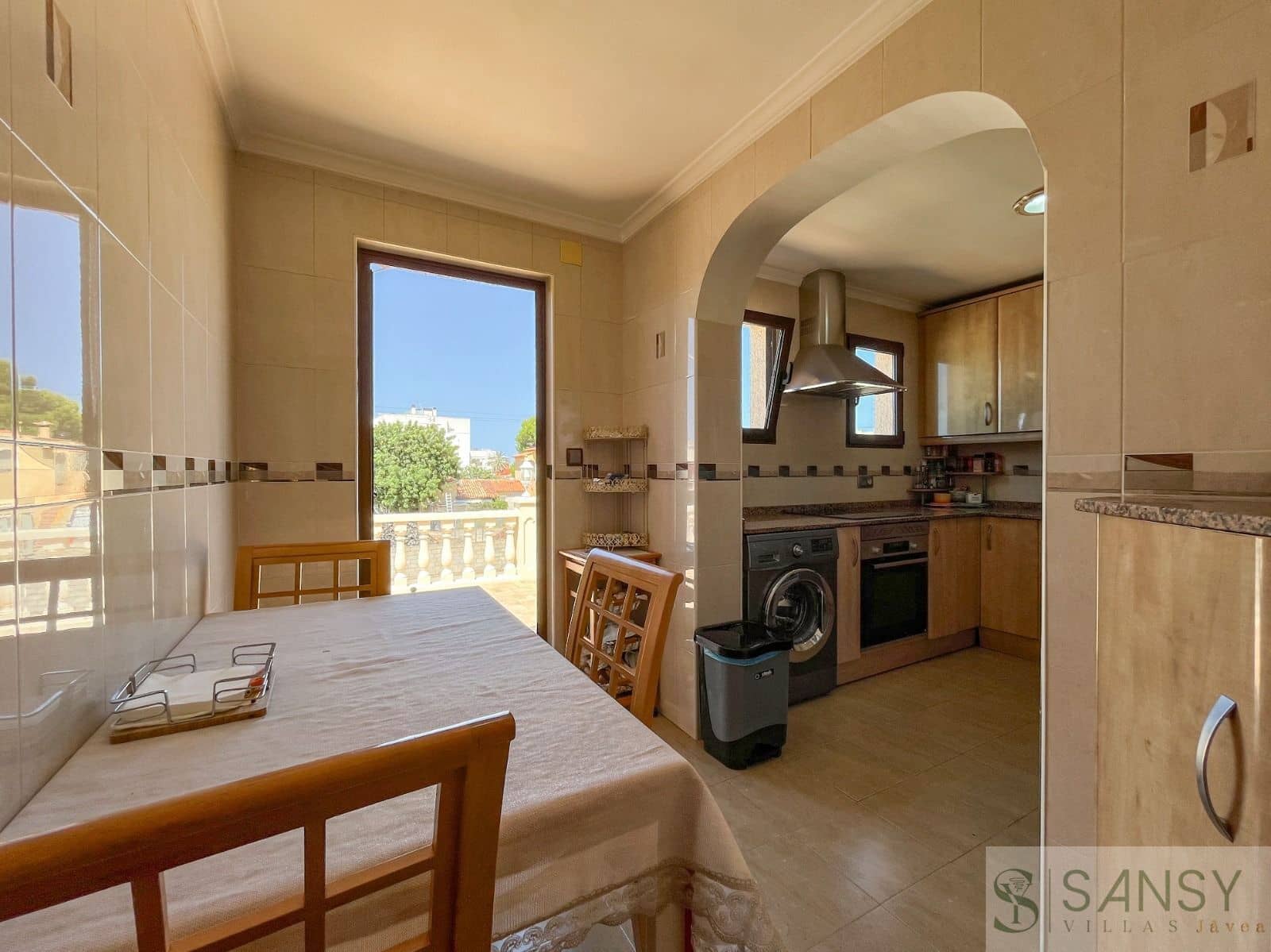 6 sovrum Restaurang/Bar till salu i Denia med pool - 850 000 € (Ref: 10057753)