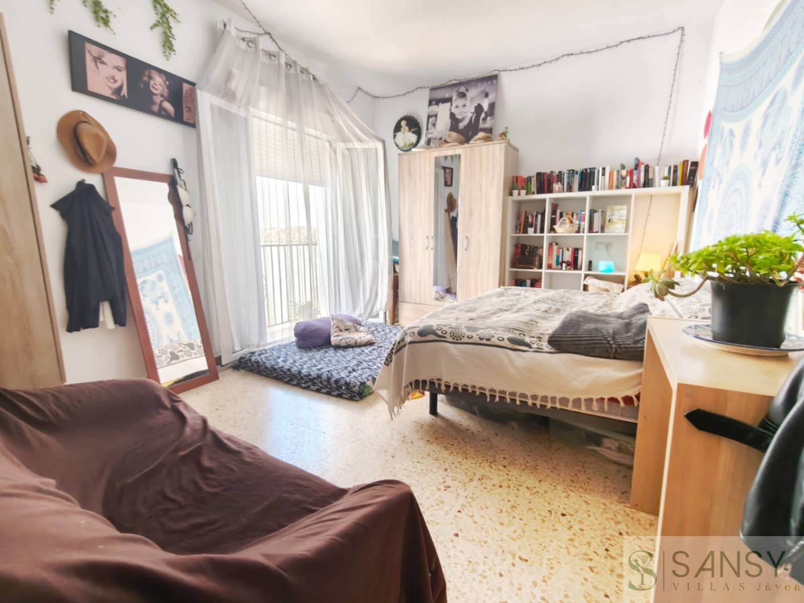 Casa de 4 habitaciones en L'Atzúvia en venta con piscina - 220.000 € (Ref: 10057764)