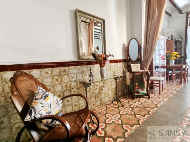 Casa de 4 habitaciones en L'Atzúvia en venta con piscina - 220.000 € (Ref: 10057764)
