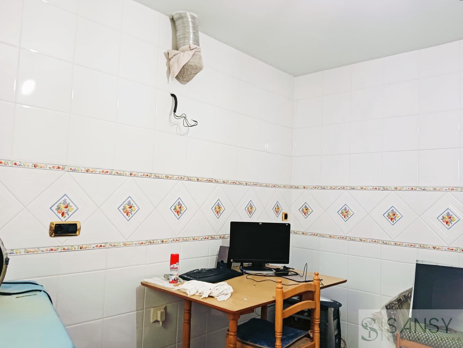 7 soveværelse Byhus til salg i Oliva med garage - € 285.000 (Ref: 10080228)
