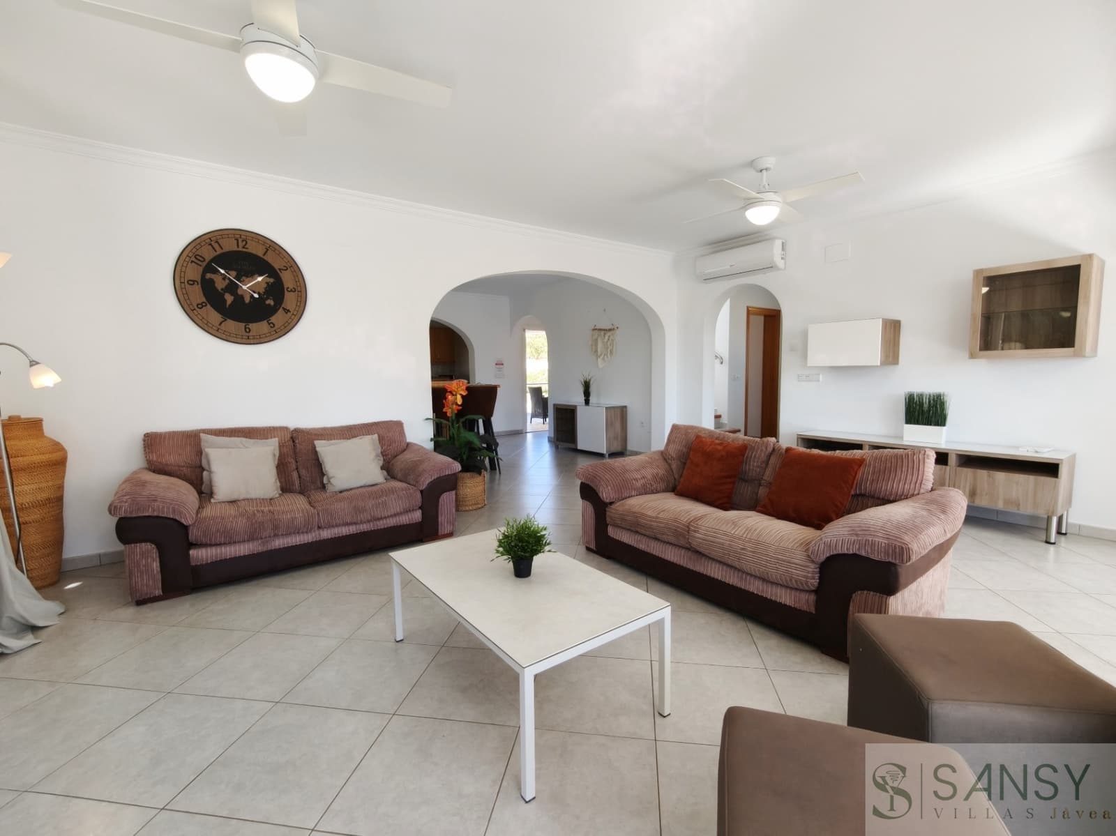 3 soveværelse Villa til salg i Calpe / Calp med swimmingpool garage - € 725.000 (Ref: 10080230)