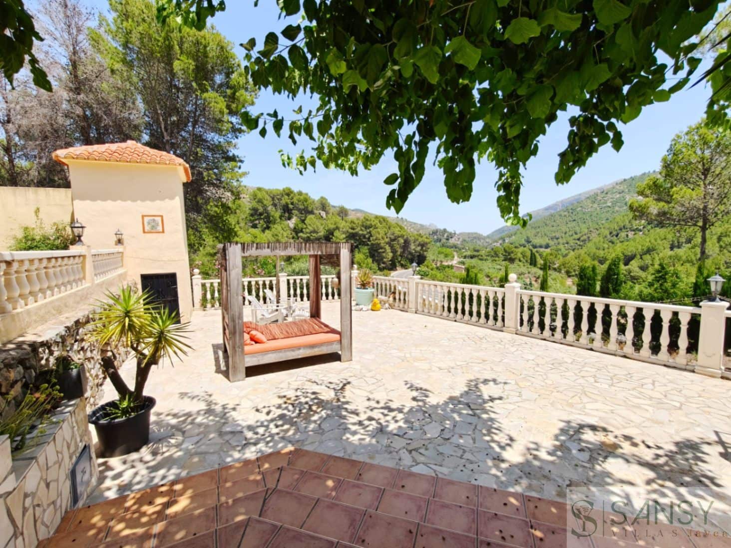 Piso de 5 habitaciones en Castell de Castells en venta con piscina garaje - 545.000 € (Ref: 10097390)