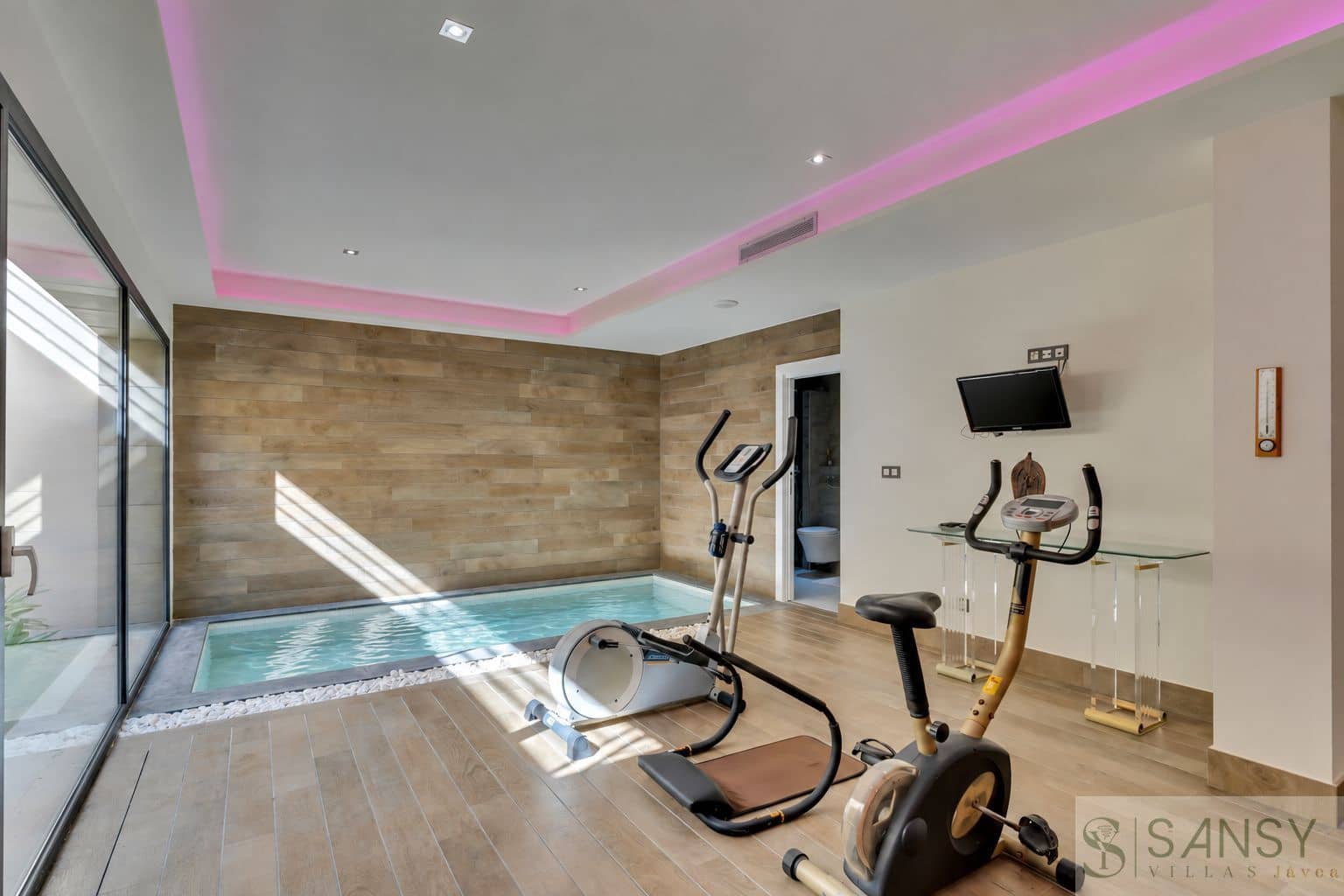 4 quarto Moradia para venda em Javea / Xabia com piscina garagem - 1 695 000 € (Ref: 10097391)
