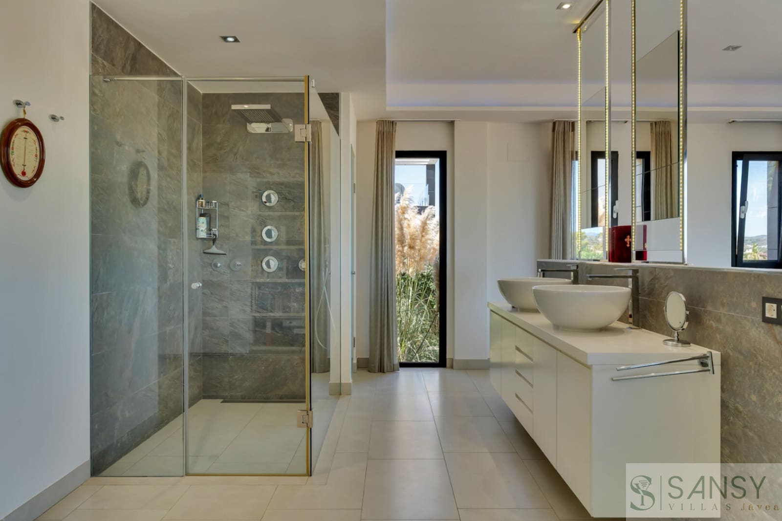 4 quarto Moradia para venda em Javea / Xabia com piscina garagem - 1 695 000 € (Ref: 10097391)