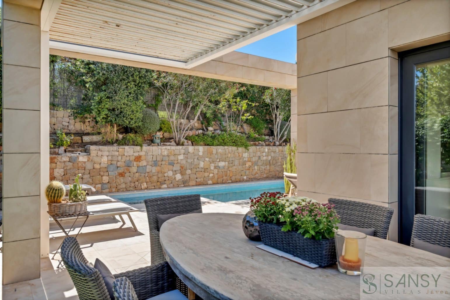 4 quarto Moradia para venda em Javea / Xabia com piscina garagem - 1 695 000 € (Ref: 10097391)