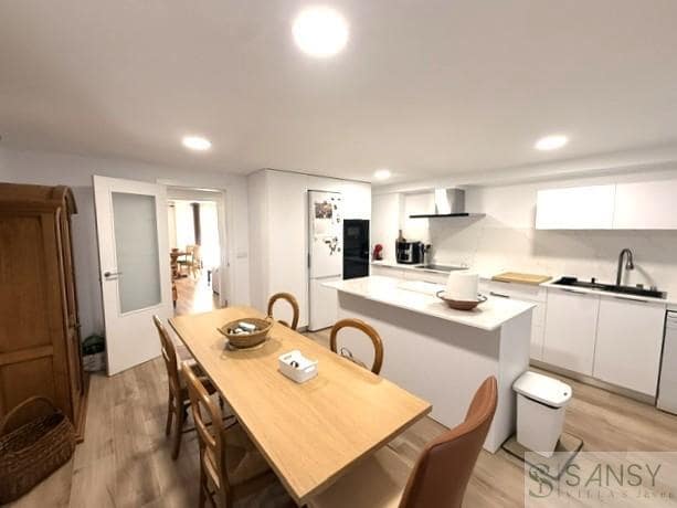 2 bedroom Apartment for sale in Gandia with garage - € 215,000 (Ref: 10110456)
