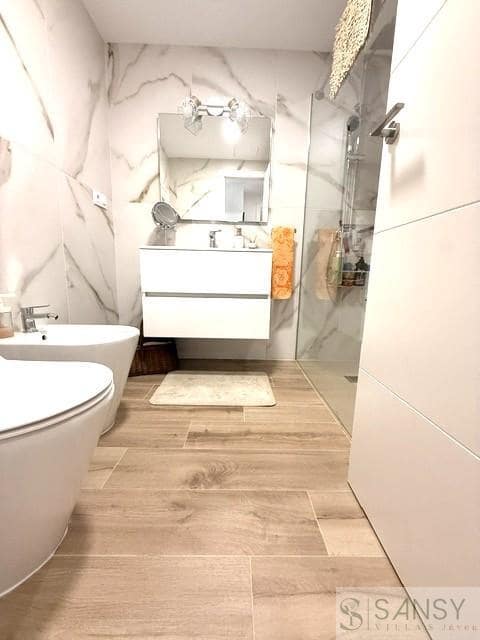 2 bedroom Apartment for sale in Gandia with garage - € 215,000 (Ref: 10110456)