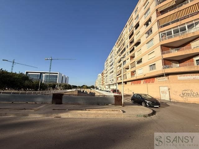 2 bedroom Apartment for sale in Gandia with garage - € 215,000 (Ref: 10110456)