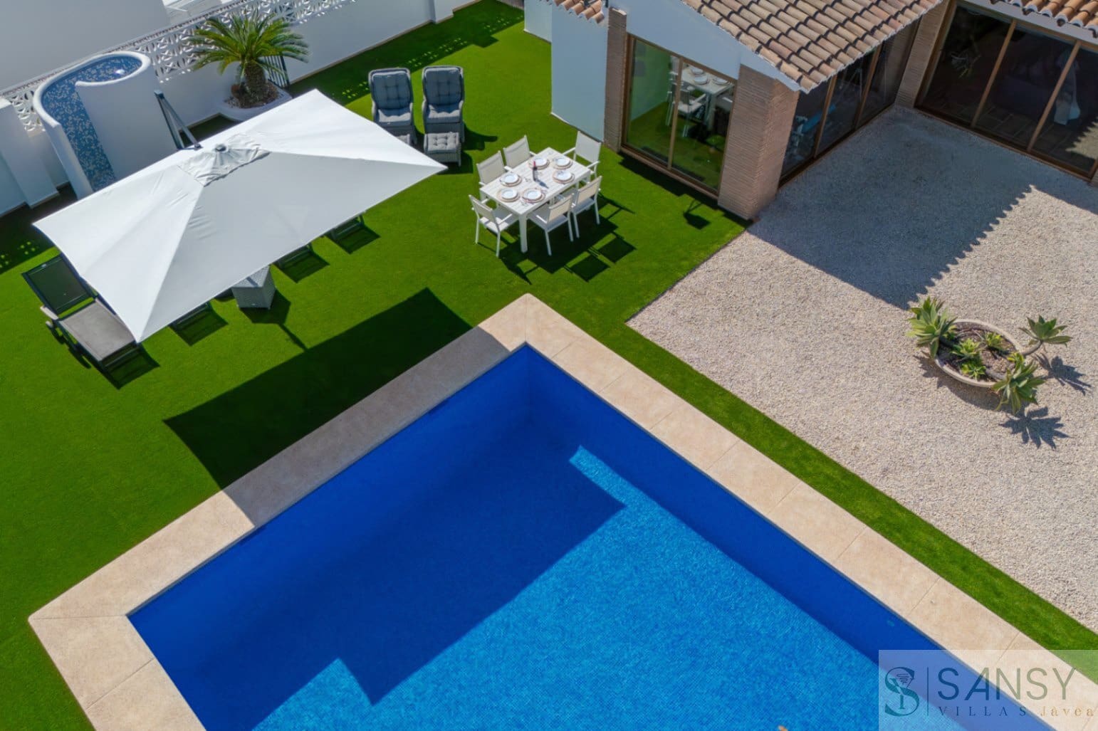 6 sovrum Villa till salu i Calpe / Calp med pool garage - 1 650 000 € (Ref: 10148191)