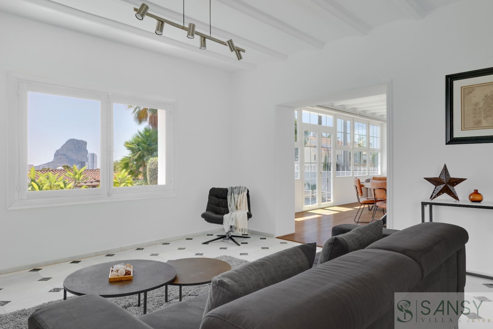 6 sovrum Villa till salu i Calpe / Calp med pool garage - 1 650 000 € (Ref: 10148191)