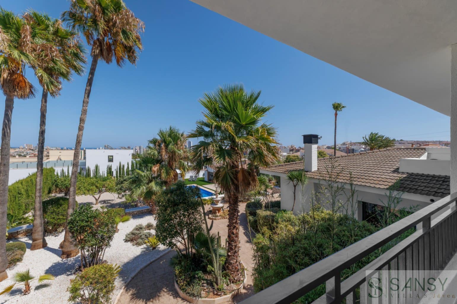 6 sovrum Villa till salu i Calpe / Calp med pool garage - 1 650 000 € (Ref: 10148191)