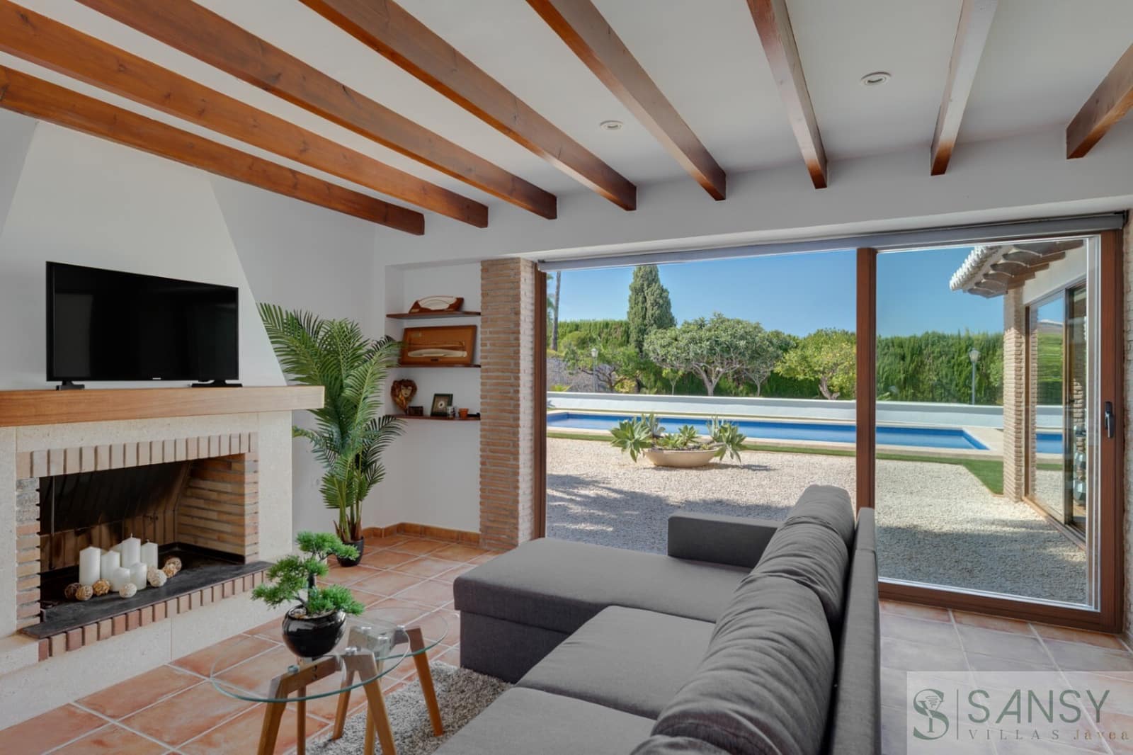 6 sovrum Villa till salu i Calpe / Calp med pool garage - 1 650 000 € (Ref: 10148191)