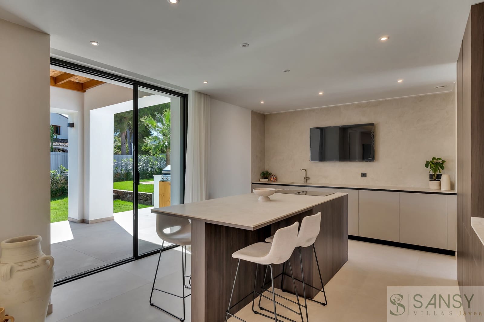 5 sovrum Villa till salu i Javea / Xabia med pool garage - 2 300 000 € (Ref: 10148196)