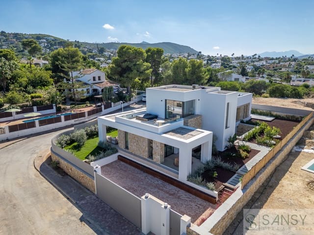 5 bedroom Villa for sale in Puerto, Javea / Xàbia - € 2,300,000 (Ref: 10148196)