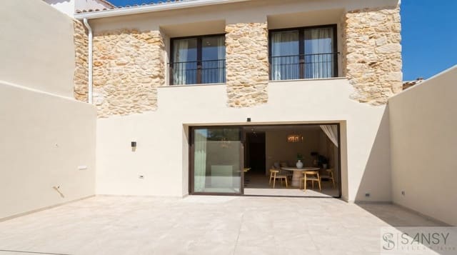 4 chambre Villa/Maison Mitoyenne à vendre à Orba avec piscine - 615 000 € (Ref: 10148198)