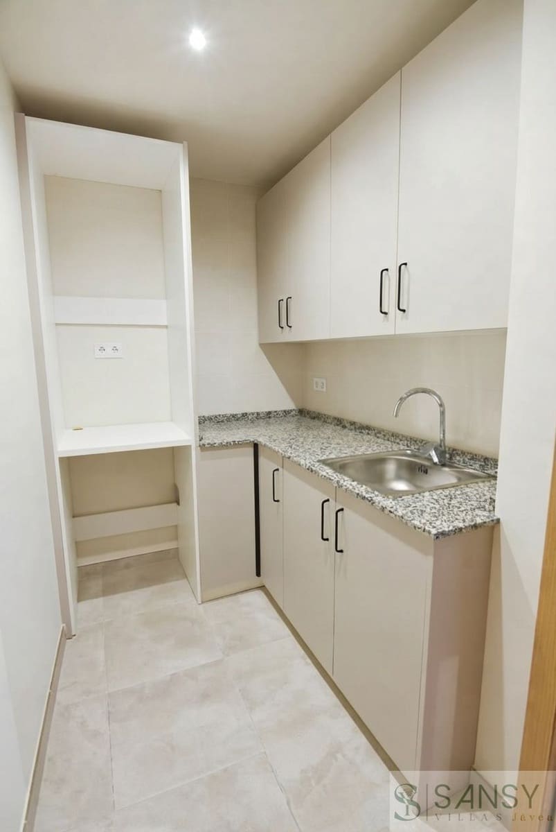 4 sovrum Radhus till salu i Orba med pool - 615 000 € (Ref: 10148198)