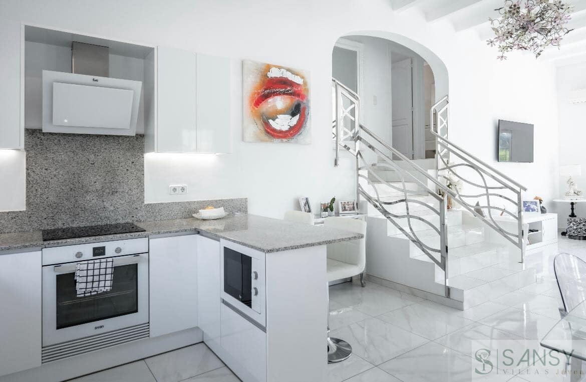 3 Zimmer Villa zu verkaufen in Javea / Xabia mit Pool Garage - 995.000 € (Ref: 10162565)
