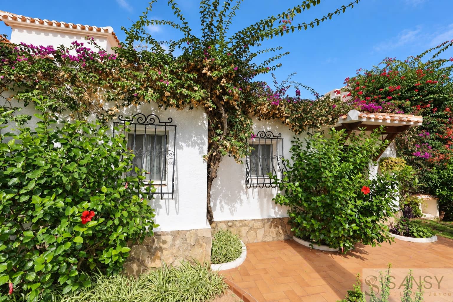 4 Zimmer Villa zu verkaufen in Javea / Xabia mit Pool Garage - 695.000 € (Ref: 10163976)