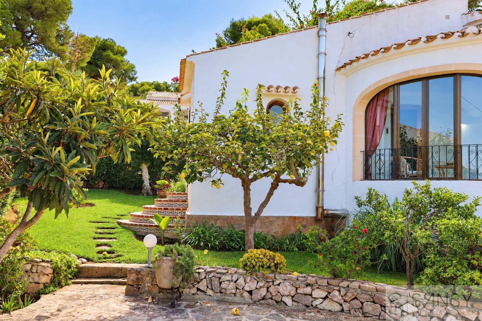 4 Zimmer Villa zu verkaufen in Javea / Xabia mit Pool Garage - 695.000 € (Ref: 10163976)