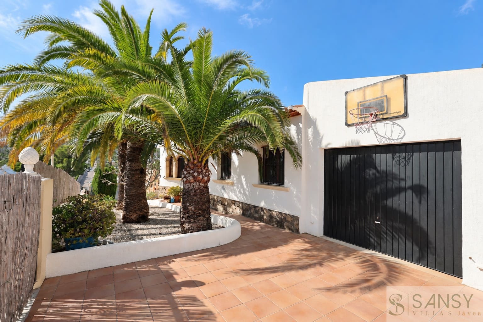 3 soverom Villa til salgs i Javea / Xabia med svømmebasseng garasje - € 625 000 (Ref: 10163977)