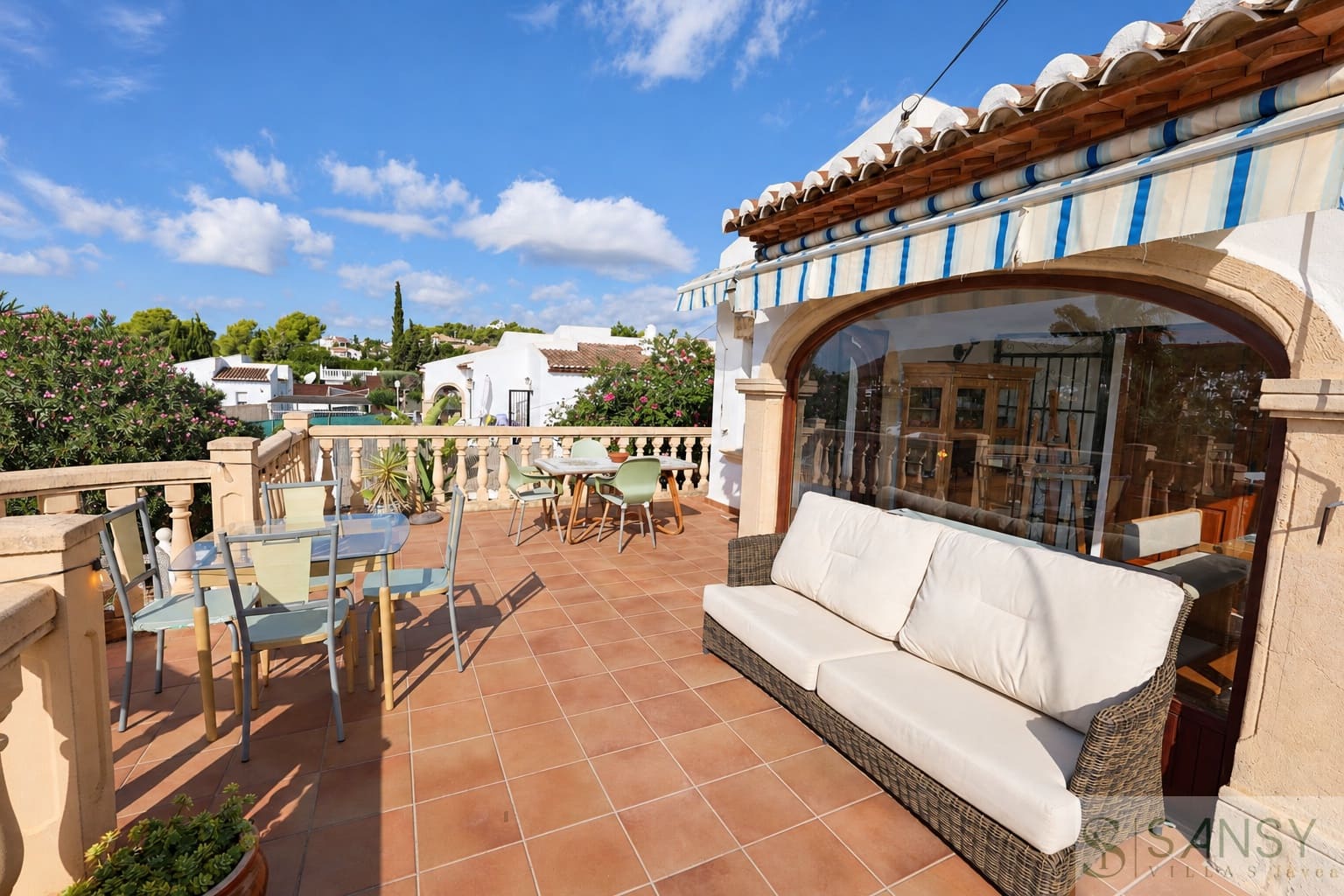 3 soverom Villa til salgs i Javea / Xabia med svømmebasseng garasje - € 625 000 (Ref: 10163977)