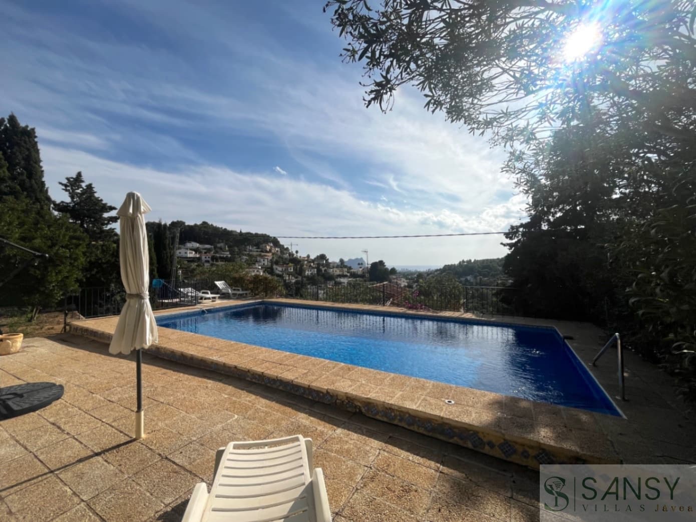 Chalet de 3 habitaciones en Benissa en venta con piscina garaje - 799.000 € (Ref: 10182318)