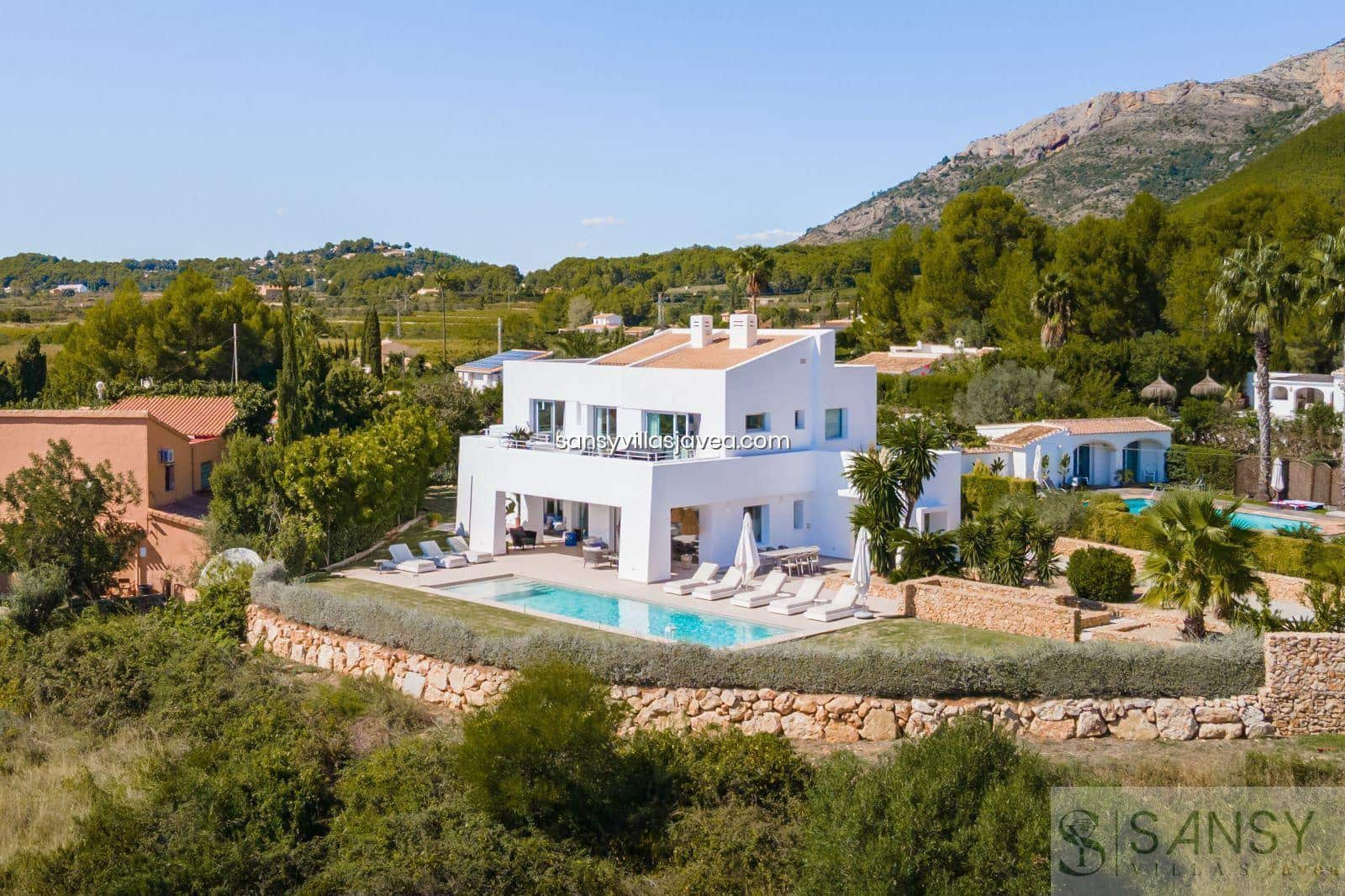 4 slaapkamer Villa te koop in Javea / Xabia met garage - € 1.895.000 (Ref: 7267526)