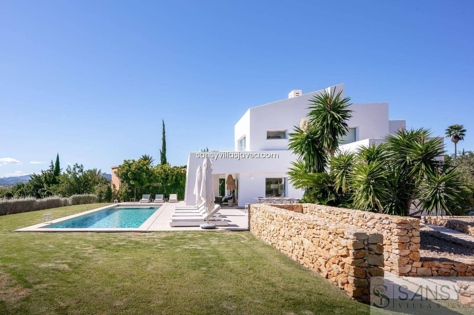 4 slaapkamer Villa te koop in Javea / Xabia met garage - € 1.895.000 (Ref: 7267526)