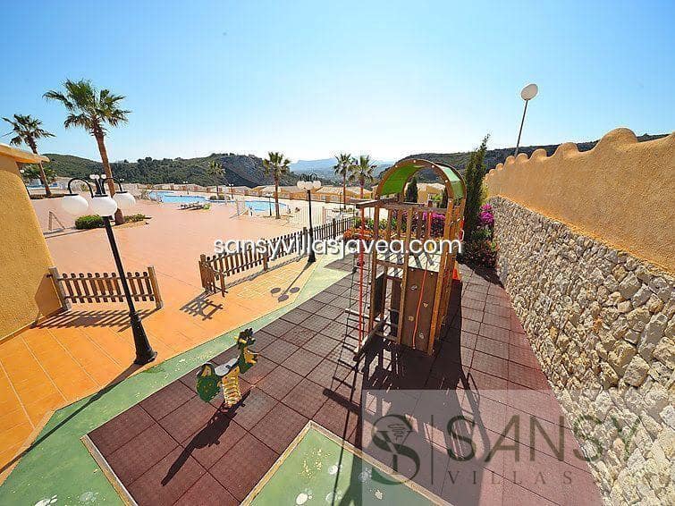 2 slaapkamer Appartement te koop in Cumbre del Sol met zwembad - € 193.000 (Ref: 7394805)
