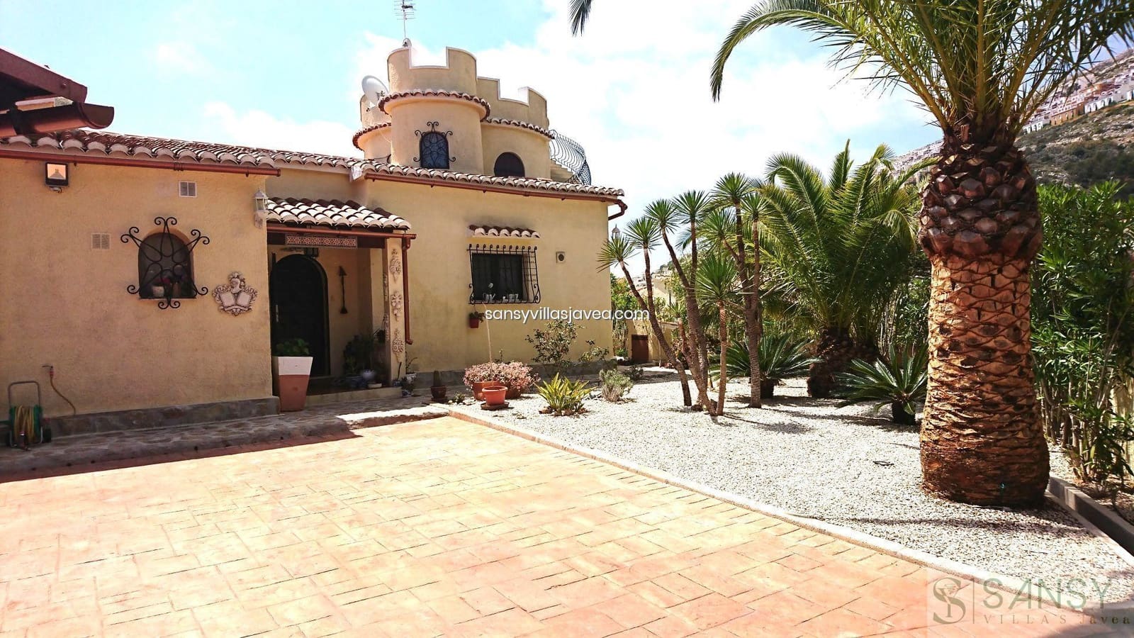 5 chambre Villa/Maison à vendre à Cumbre del Sol - 590 000 € (Ref: 7435996)