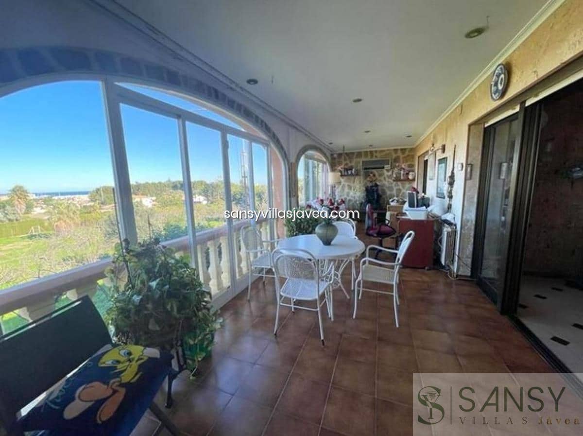 7 chambre Villa/Maison à vendre à Denia avec garage - 540 000 € (Ref: 7578635)