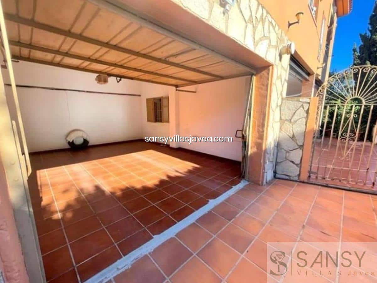 7 chambre Villa/Maison à vendre à Denia avec garage - 540 000 € (Ref: 7578635)